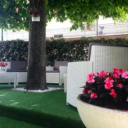 Ξενοδοχείο Jole